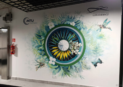 wykonany mural - ekologiczne lotnictwo przyszłości