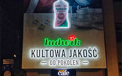 Świecący mural