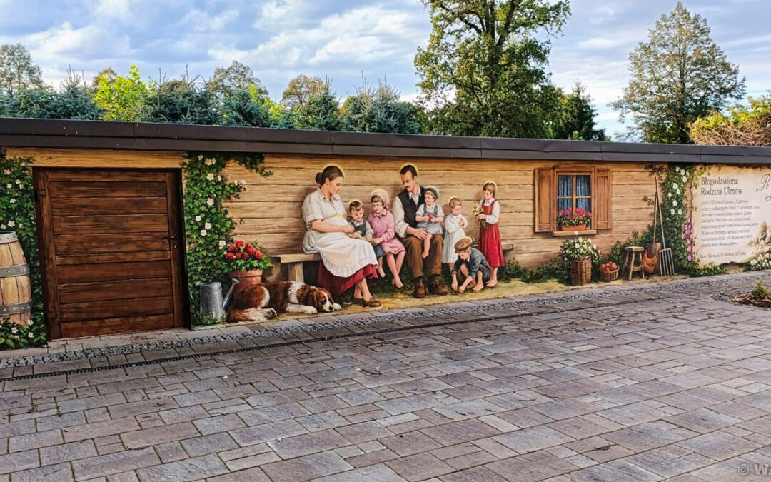 wykonany mural - rodzina Ulmów, Straszęcin